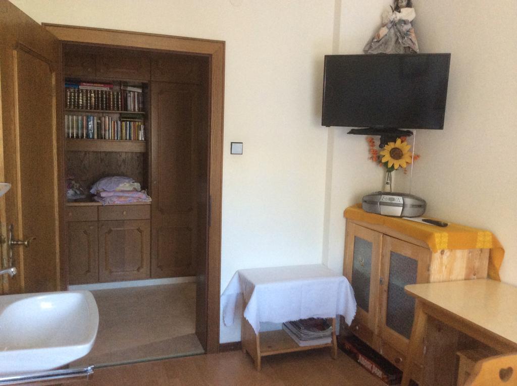 Ferienwohnung Gerti Kalt Lieserhofen Exterior foto